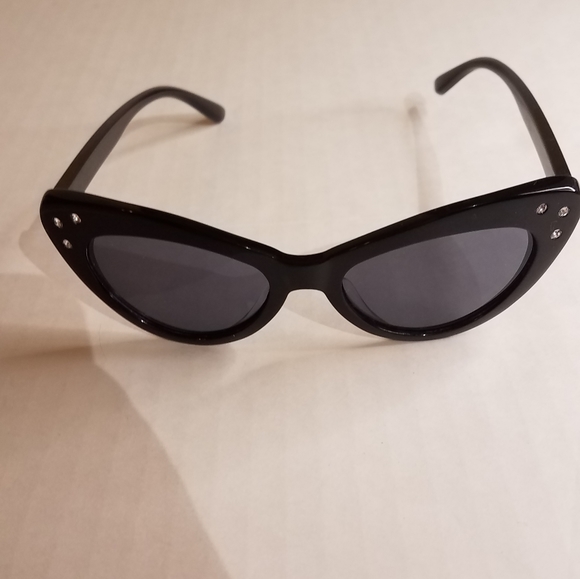 ning shing Accessories - Cat eye bling spk10